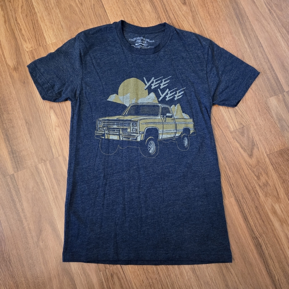 Yee Yee women's fitted graphic t-shirt short sleeve gray yellow Chevy Truck XS